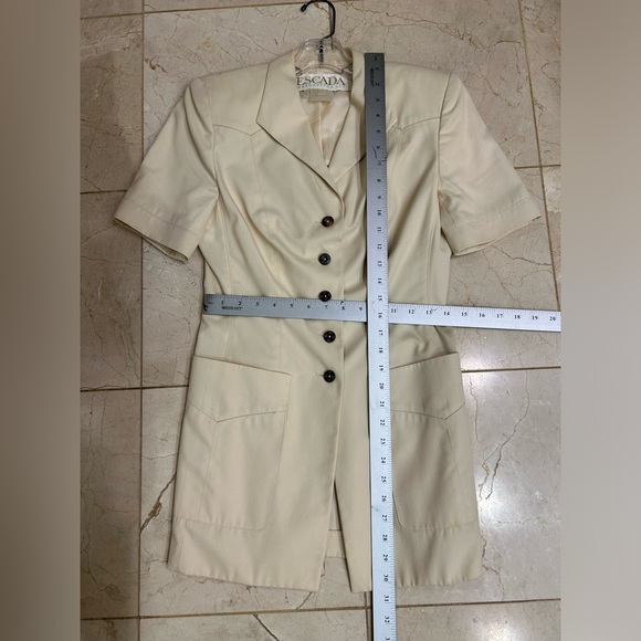 Escada Jacket, Short Sleeve, Button Front, Front Patch Pockets, Cream, Sz 6 / 36 - Picture 15 of 15